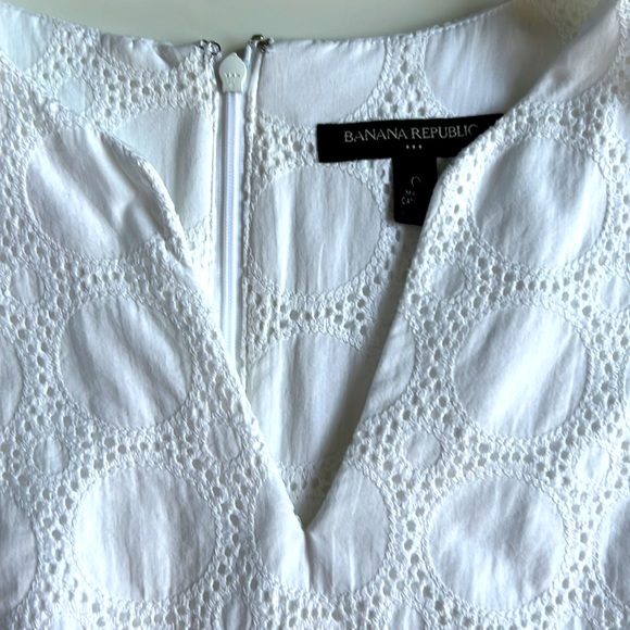 Banana Republic eyelet embroydery white dress - Picture 6 of 9
